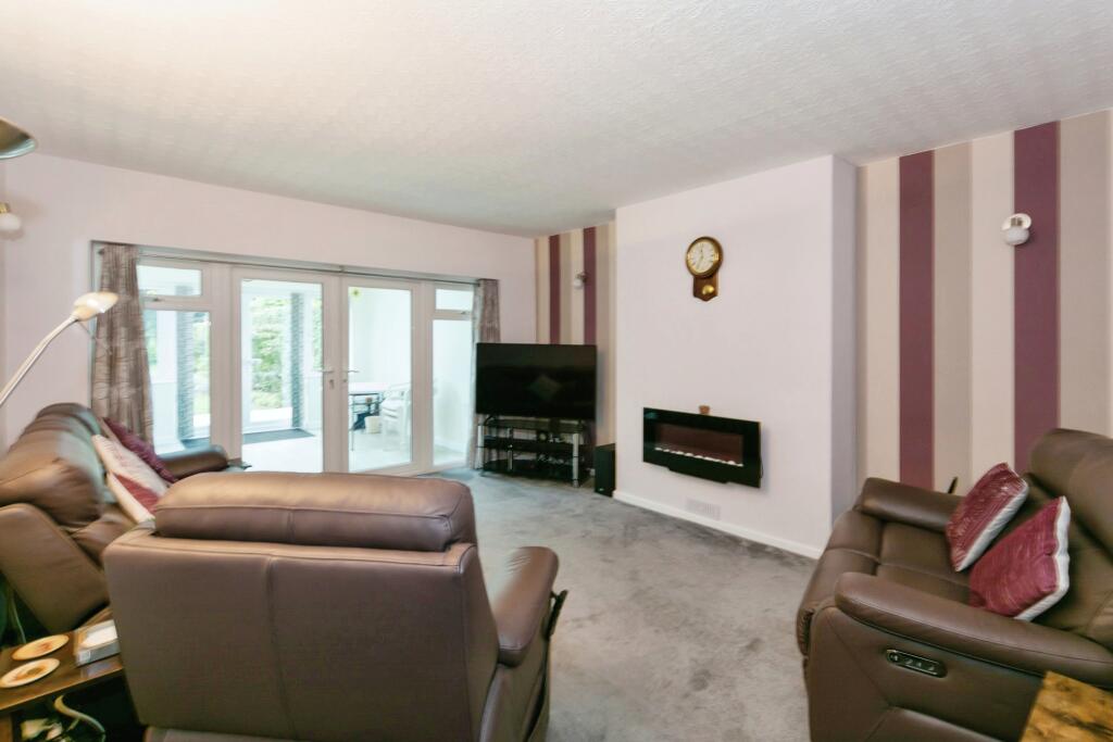 Additional property image - Scott Road, Solihull, West Midlands, B92