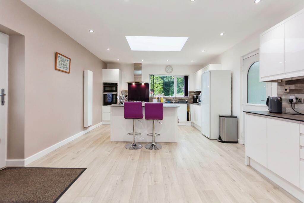 Additional property image - Scott Road, Solihull, West Midlands, B92