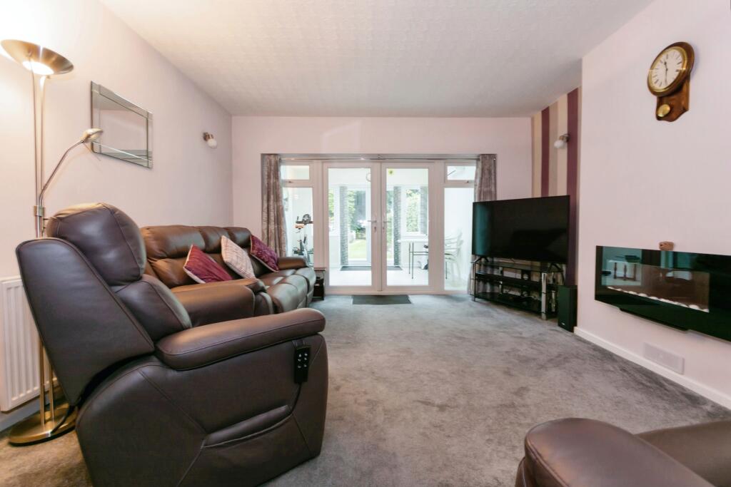 Additional property image - Scott Road, Solihull, West Midlands, B92