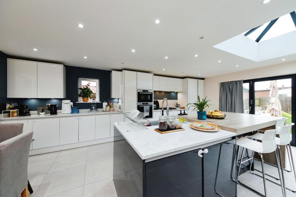 Additional property image - Wolverley Road, Solihull, West Midlands, B92