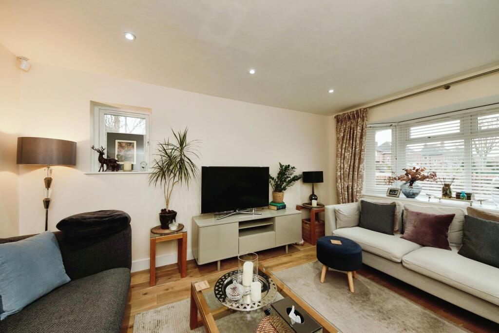 Additional property image - Wolverley Road, Solihull, West Midlands, B92