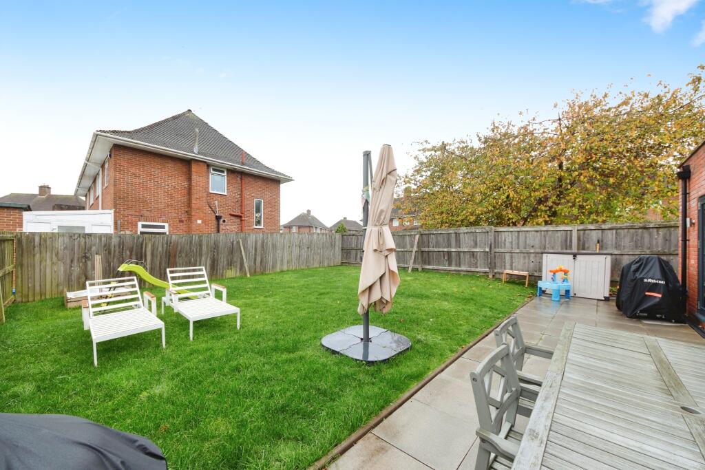 Additional property image - Wolverley Road, Solihull, West Midlands, B92