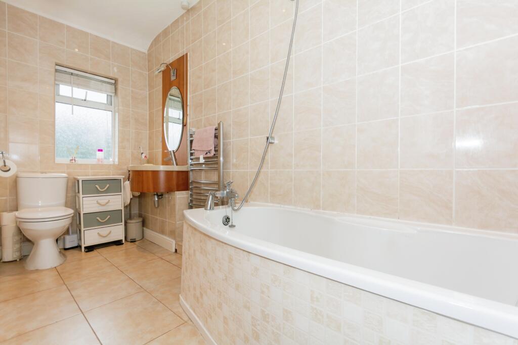 Additional property image - Summerfield Road, Solihull, West Midlands, B92