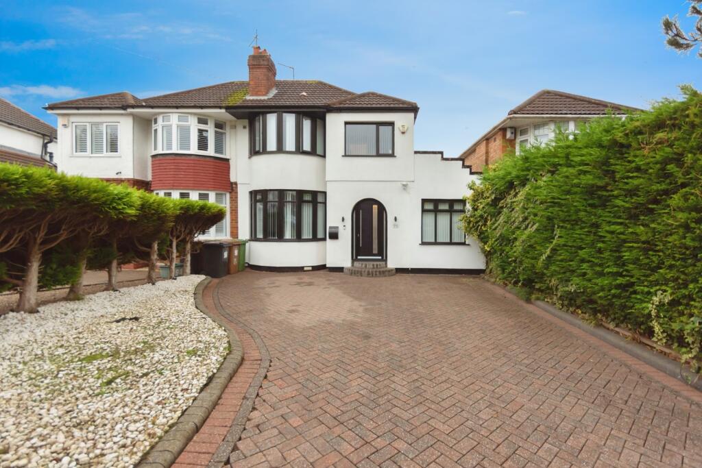 Main image of property: Wagon Lane, Solihull, West Midlands, B92