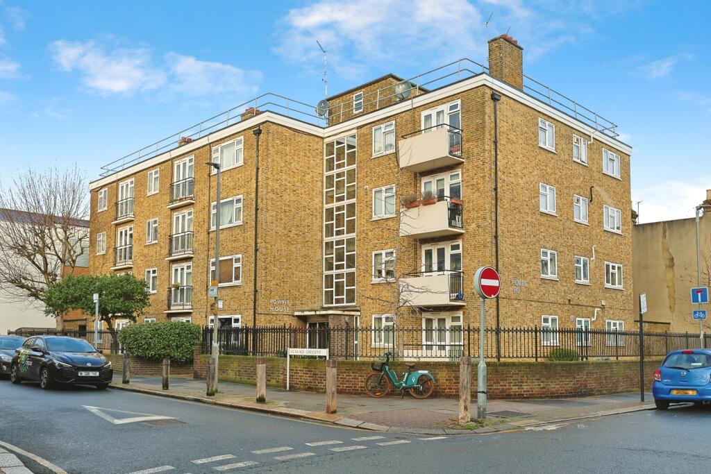 Main image of property: Battersea High Street, Battersea, London, SW11