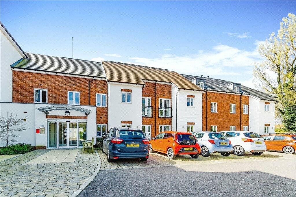 1 bedroom flat for sale in Church Road, Biggin Hill, Westerham, TN16