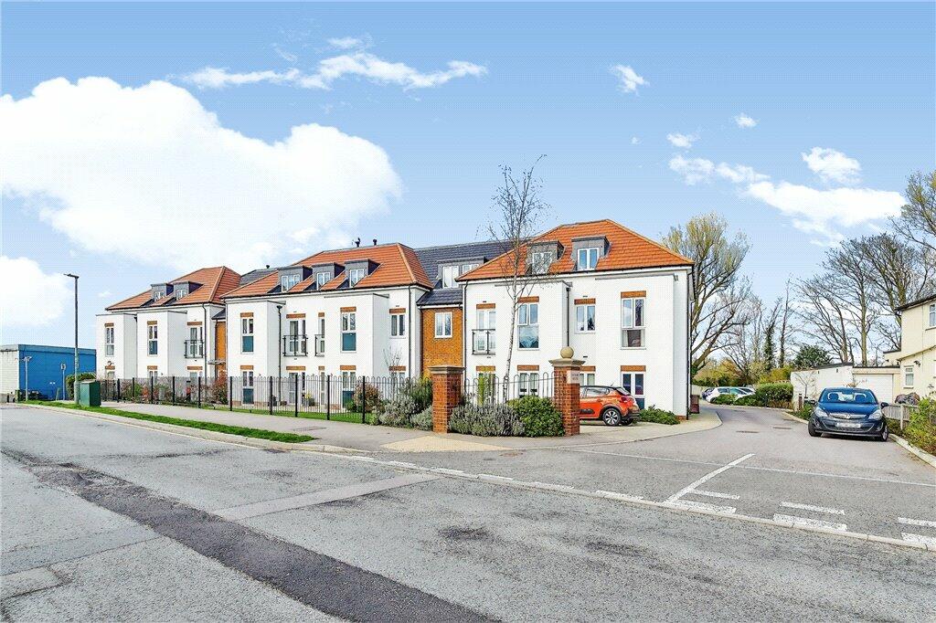 1 bedroom flat for sale in Church Road, Biggin Hill, Westerham, TN16