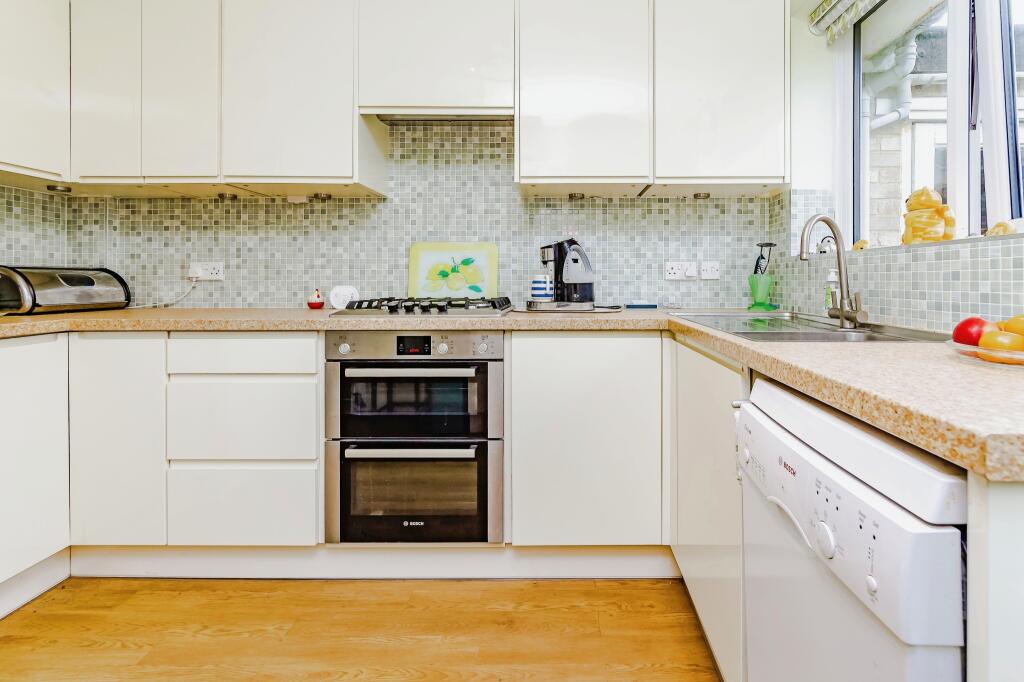 Additional property image - Auckland Road, Caterham, Surrey, CR3