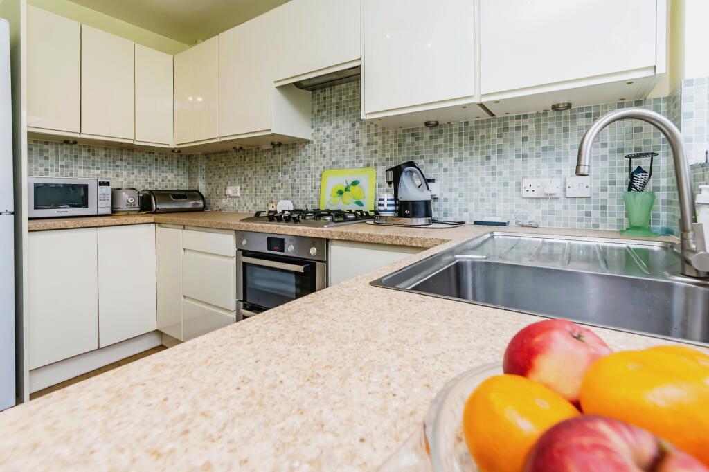 Additional property image - Auckland Road, Caterham, Surrey, CR3