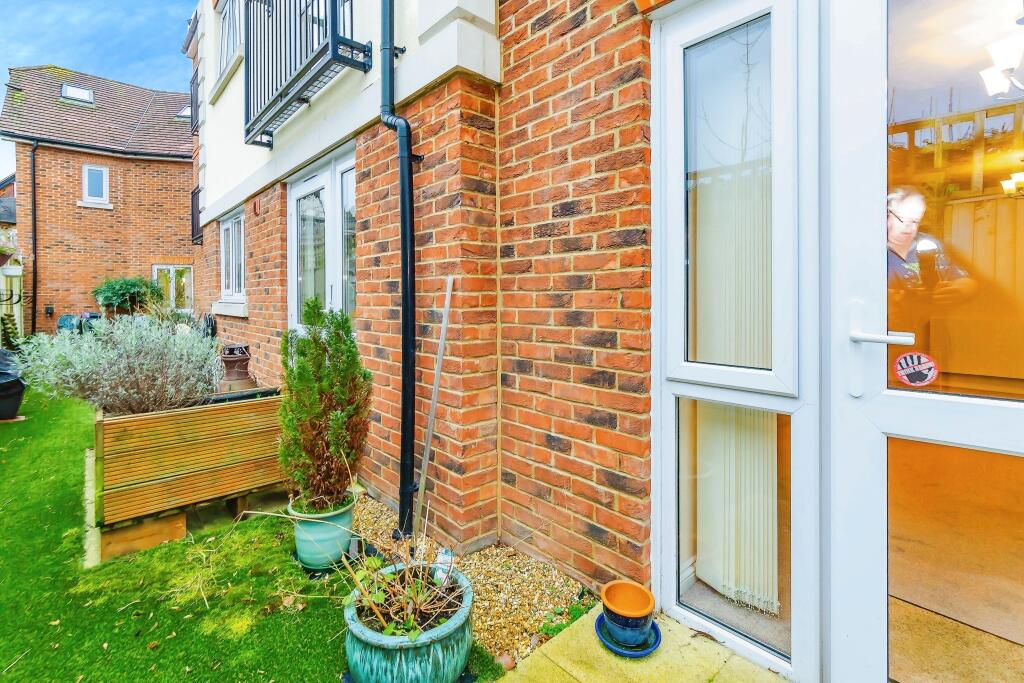 Additional property image - Caterham Lodge, 2 Stafford Road, Caterham, Surrey, CR3
