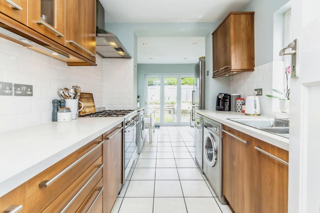 Additional property image - Sunny Rise, Chaldon, Caterham, Surrey, CR3
