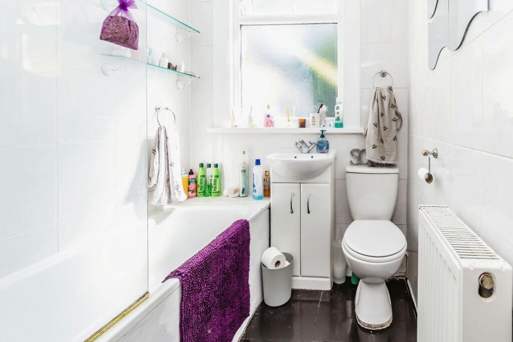 Additional property image - Croydon Road, Caterham, Surrey, CR3