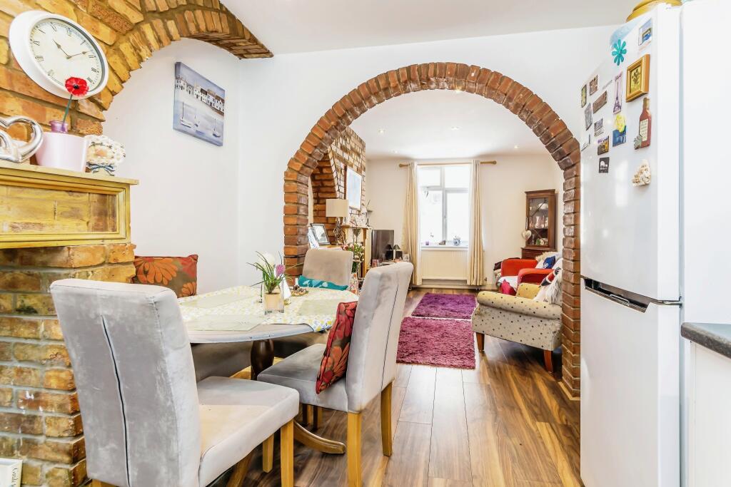 Additional property image - Croydon Road, Caterham, Surrey, CR3