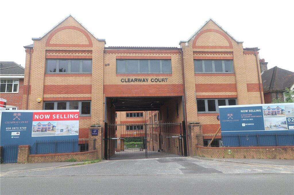 Additional property image - Croydon Road, Caterham, Surrey, CR3
