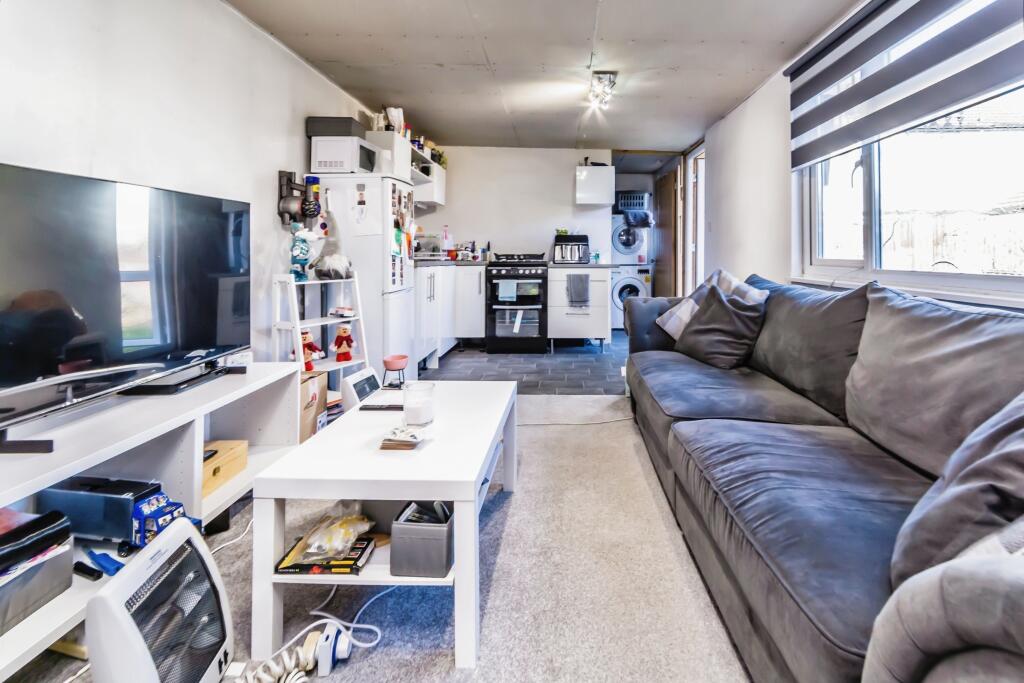 Additional property image - Crewes Lane, Warlingham, Surrey, CR6