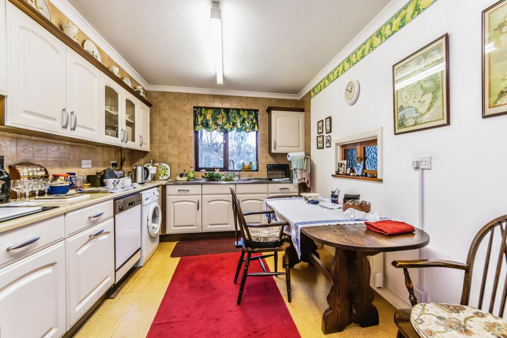 Additional property image - Dorin Court, Landscape Road, Warlingham, Surrey, CR6