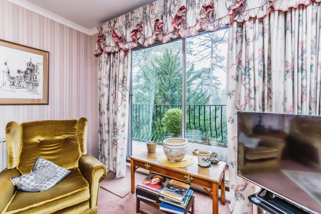 Additional property image - Dorin Court, Landscape Road, Warlingham, Surrey, CR6
