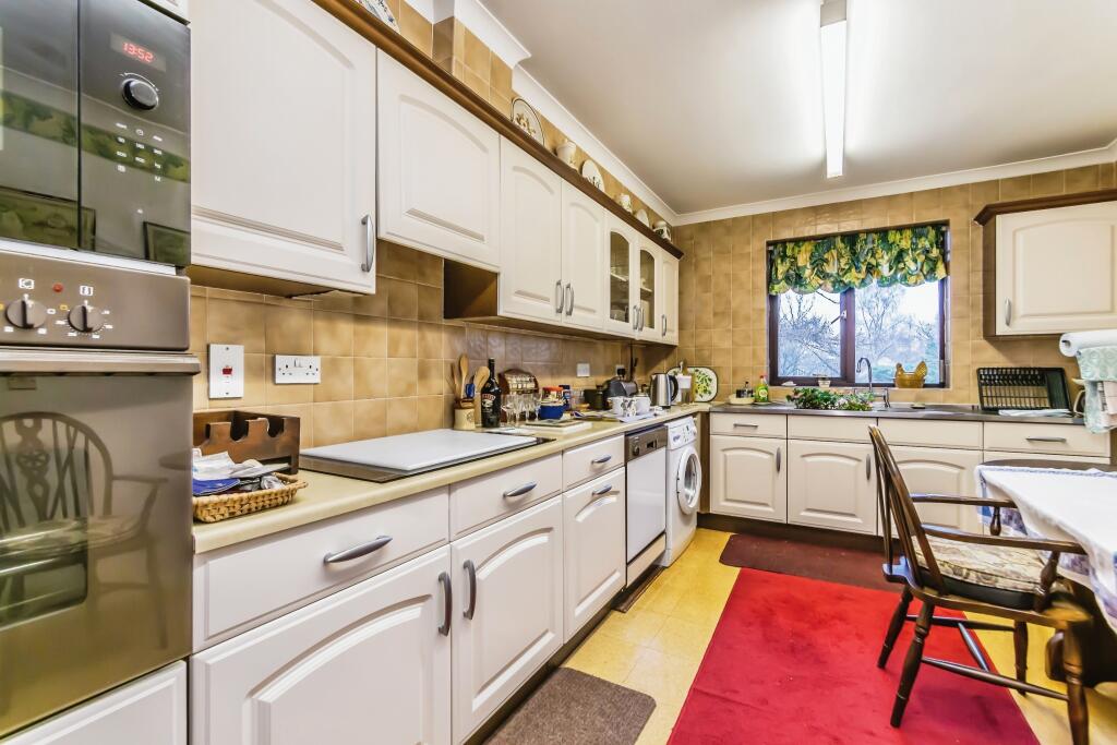 Additional property image - Dorin Court, Landscape Road, Warlingham, Surrey, CR6