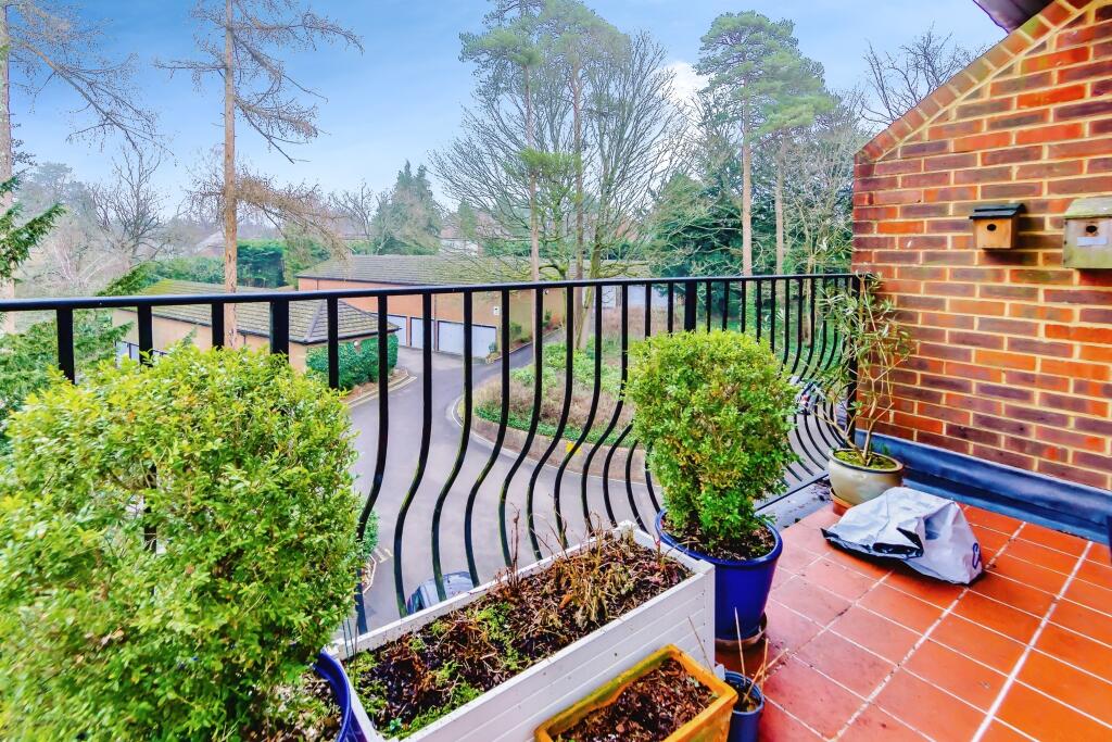 Additional property image - Dorin Court, Landscape Road, Warlingham, Surrey, CR6