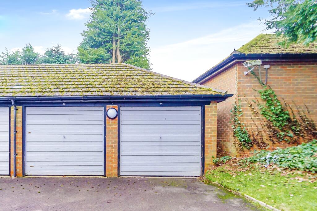 Additional property image - Dorin Court, Landscape Road, Warlingham, Surrey, CR6