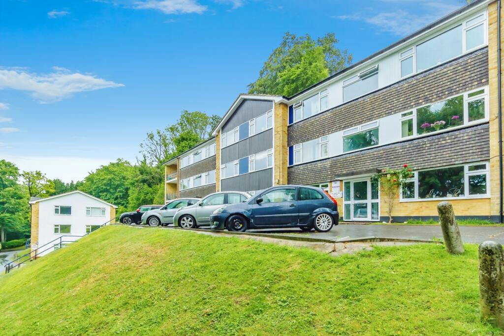 Main image of property: Beechwood Road, Caterham, Surrey, CR3