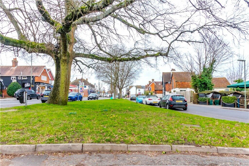 Additional property image - Beech Farm Road, Warlingham, Surrey, CR6
