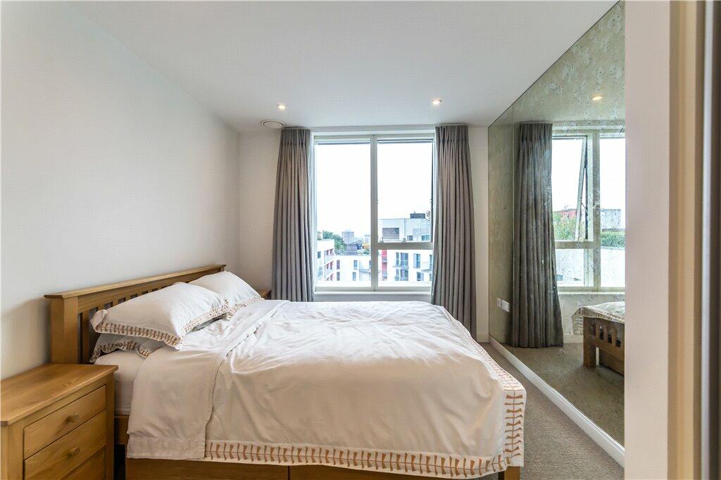 Additional property image - Saffron Central Square, Croydon, CR0