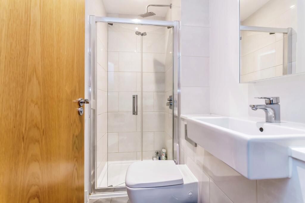 Additional property image - Cherry Orchard Road, Croydon, CR0