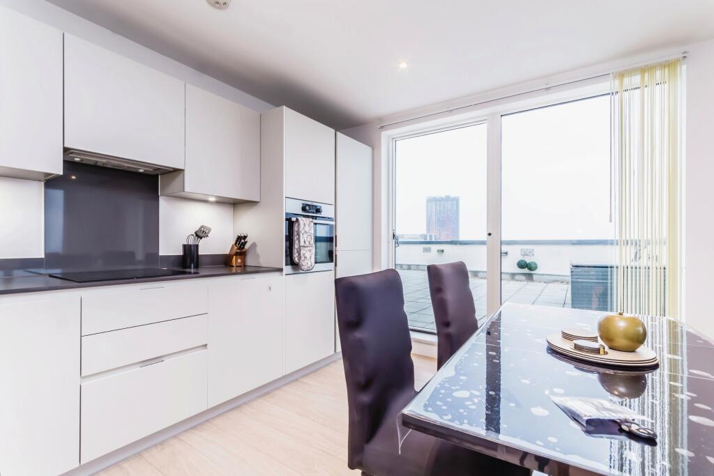 Additional property image - Cherry Orchard Road, Croydon, CR0