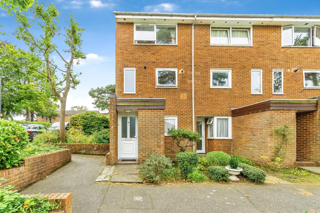 Main image of property: Tidenham Gardens, CROYDON, Surrey, CR0