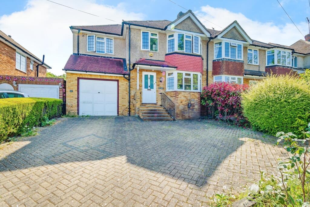 Main image of property: The Ruffetts, South Croydon, CR2