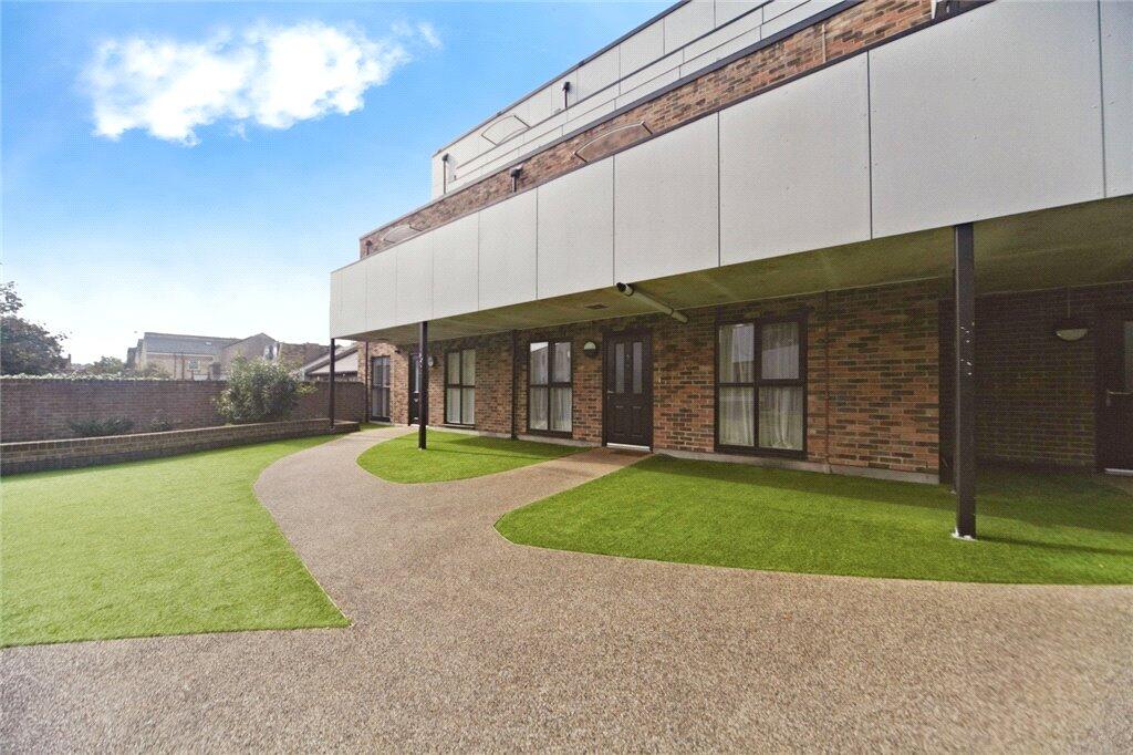 Main image of property: Sanderstead Road, South Croydon, CR2