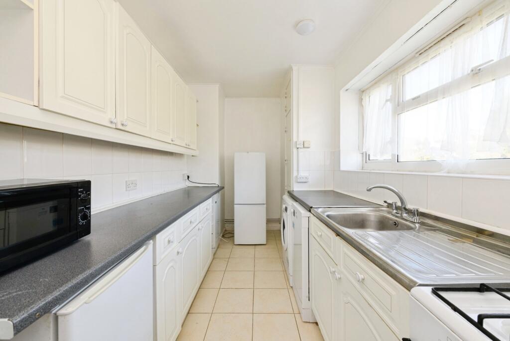 Main image of property: Kingsdown Avenue, SOUTH CROYDON, Surrey, CR2