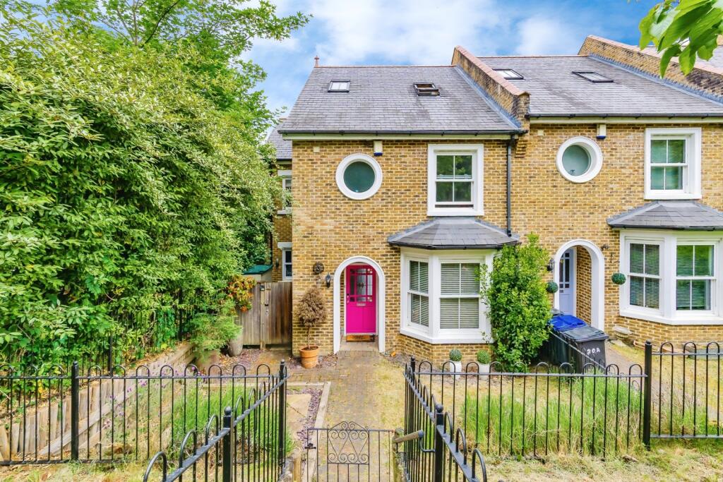 Main image of property: Valley Road, Kenley, Surrey, CR8