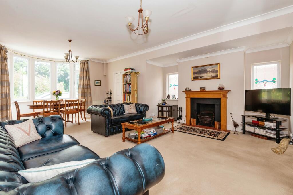 Main image of property: Oxshott Road, Leatherhead, Surrey, KT22