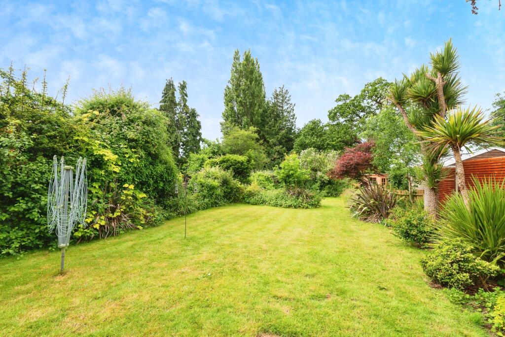 3 bedroom detached house for sale in Randalls Road, Leatherhead, Surrey ...