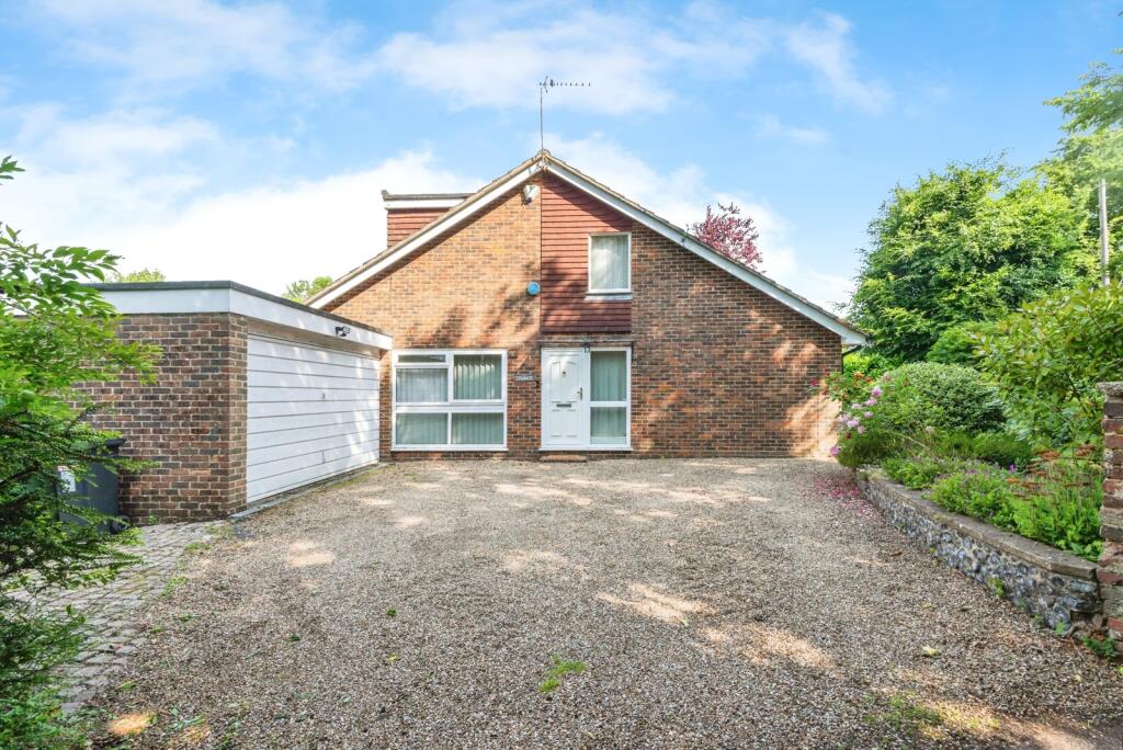 Main image of property: Ermyn Way, Leatherhead, Surrey, KT22