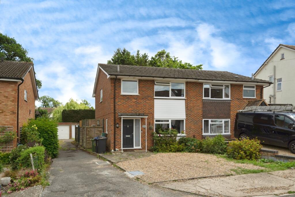 Main image of property: Lodge Close, Fetcham, Leatherhead, Surrey, KT22