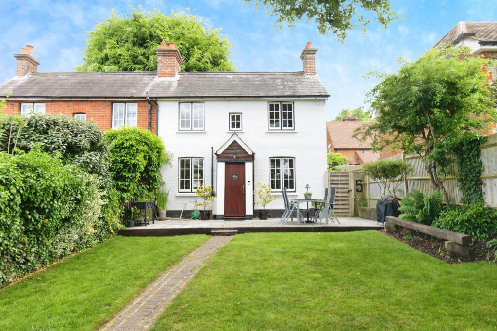 Main image of property: The Steps, Effingham, Leatherhead, KT24