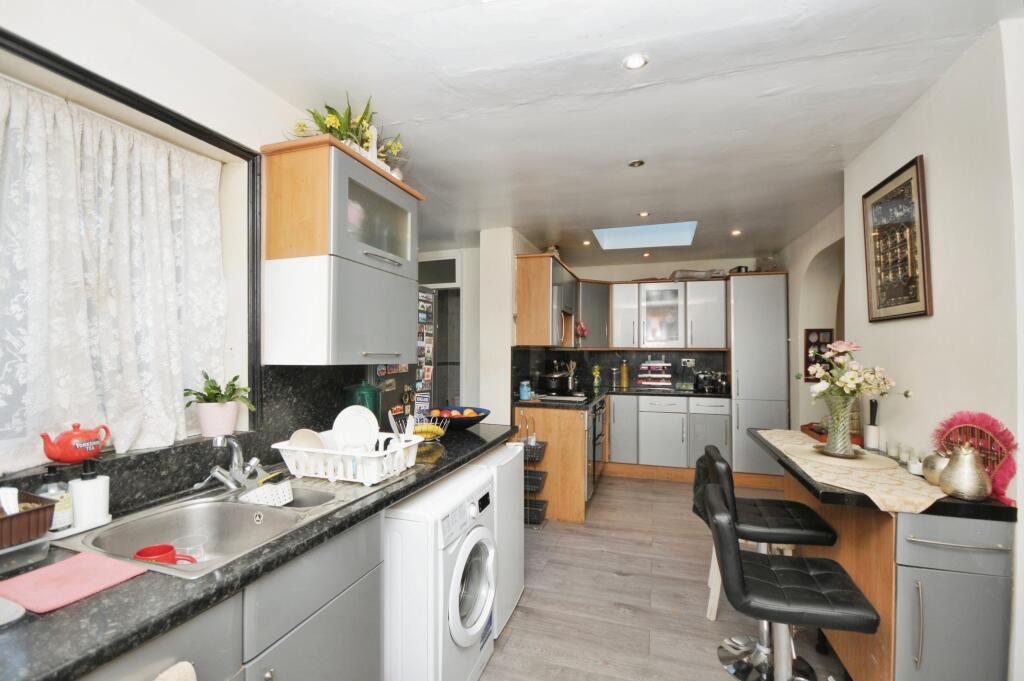 Additional image 13 of Heathview Road, THORNTON HEATH, Surrey, CR7