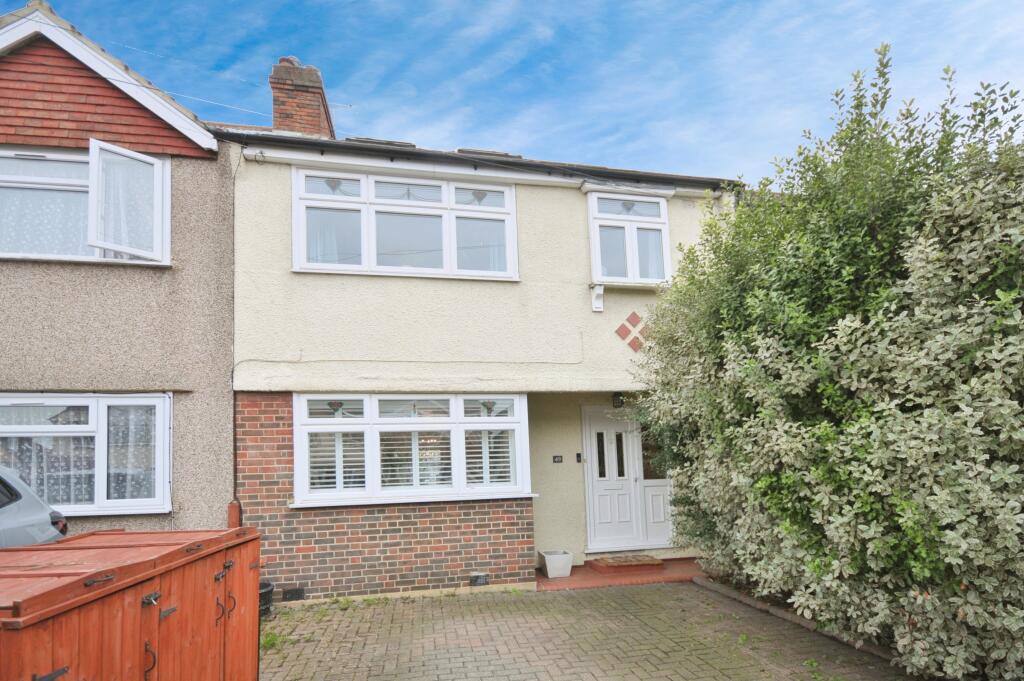 4 bedroom terraced house