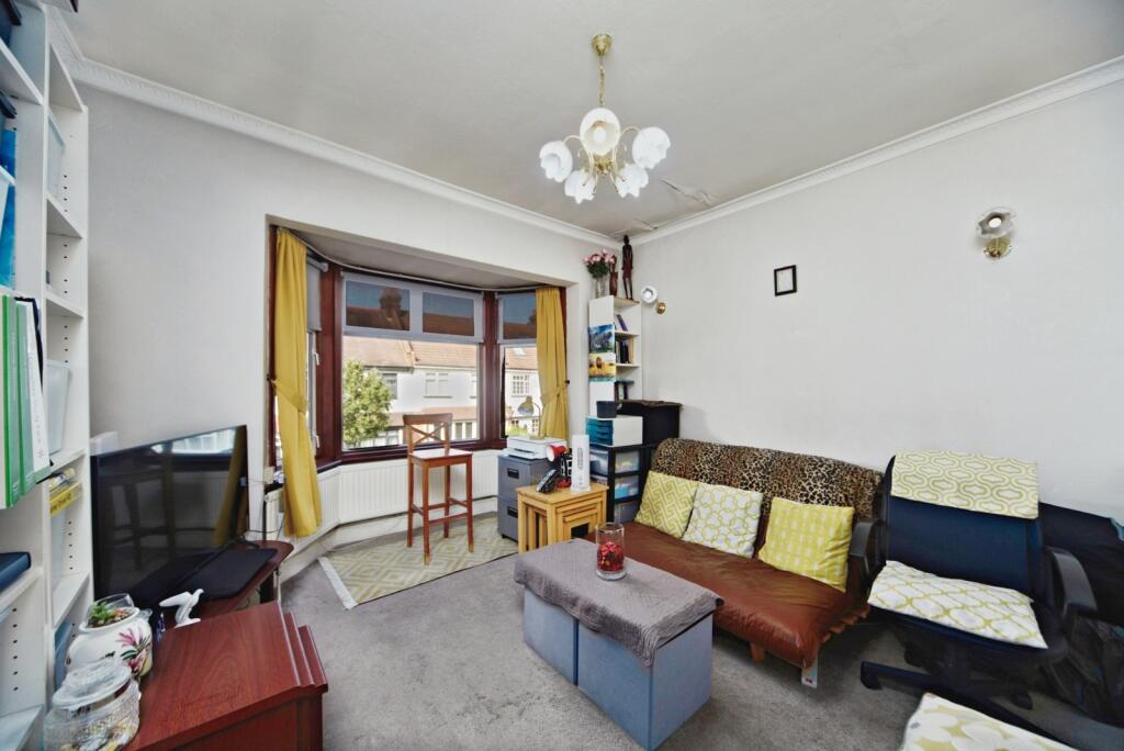 3 bedroom flat
