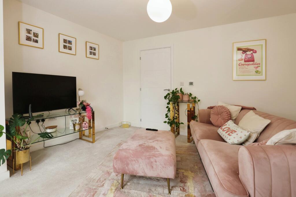 Additional property image - Laxton Way, Bidford-on-Avon, Alcester, Warwickshire, B50