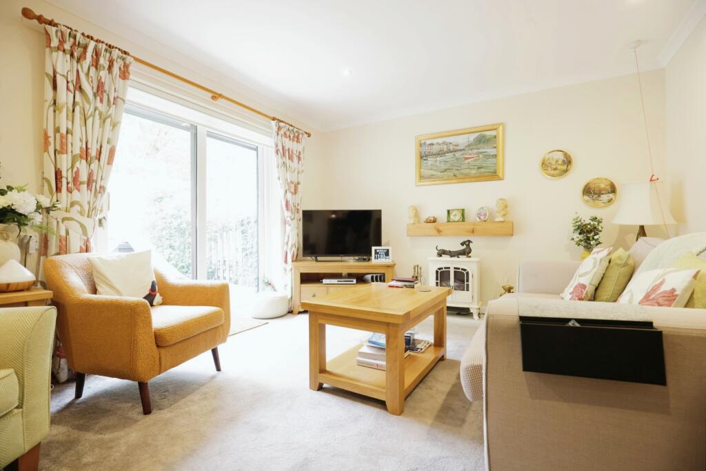 Additional property image - Knights Lane, Tiddington, Stratford-upon-Avon, Warwickshire, CV37