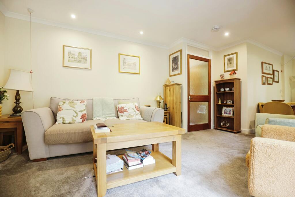 Additional property image - Knights Lane, Tiddington, Stratford-upon-Avon, Warwickshire, CV37