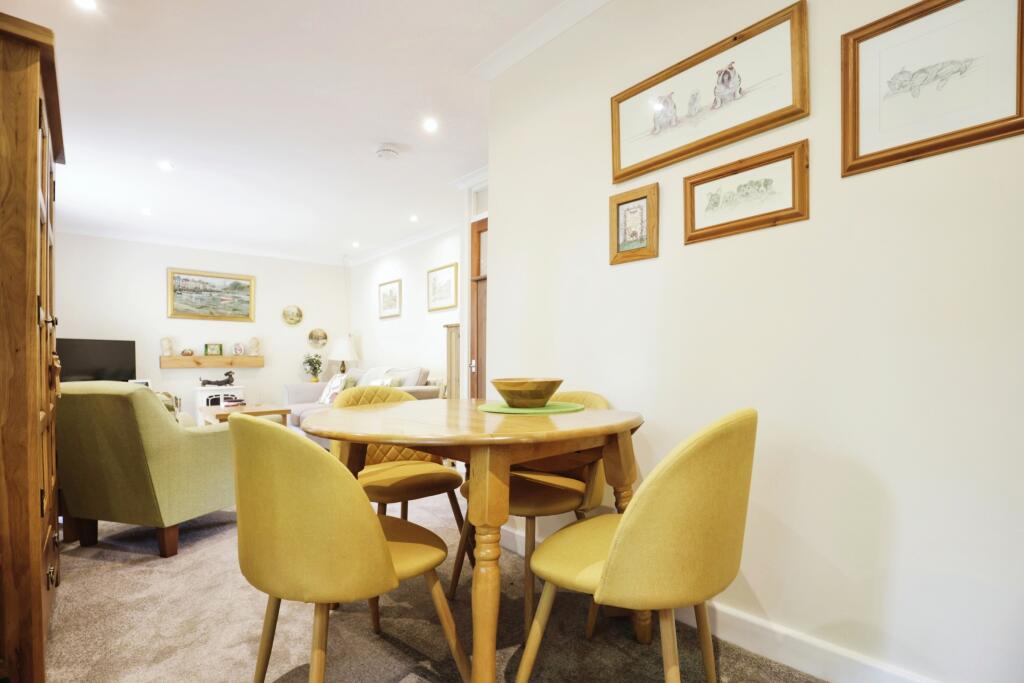 Additional property image - Knights Lane, Tiddington, Stratford-upon-Avon, Warwickshire, CV37