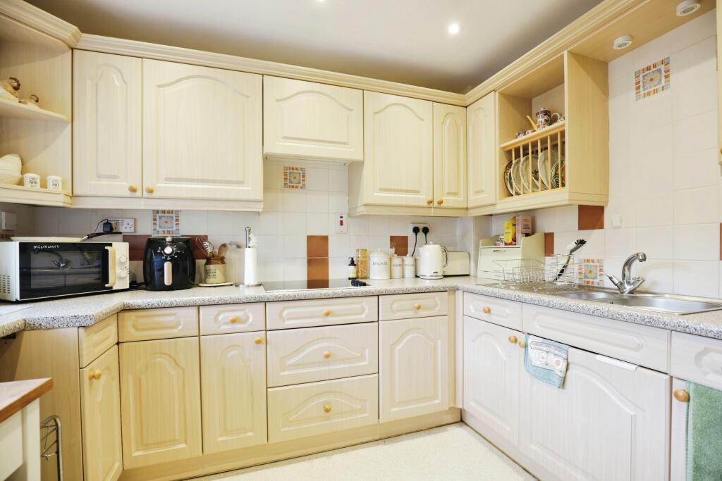 Additional property image - Knights Lane, Tiddington, Stratford-upon-Avon, Warwickshire, CV37
