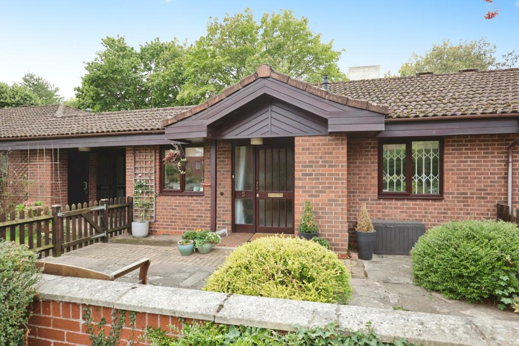 Additional property image - Knights Lane, Tiddington, Stratford-upon-Avon, Warwickshire, CV37