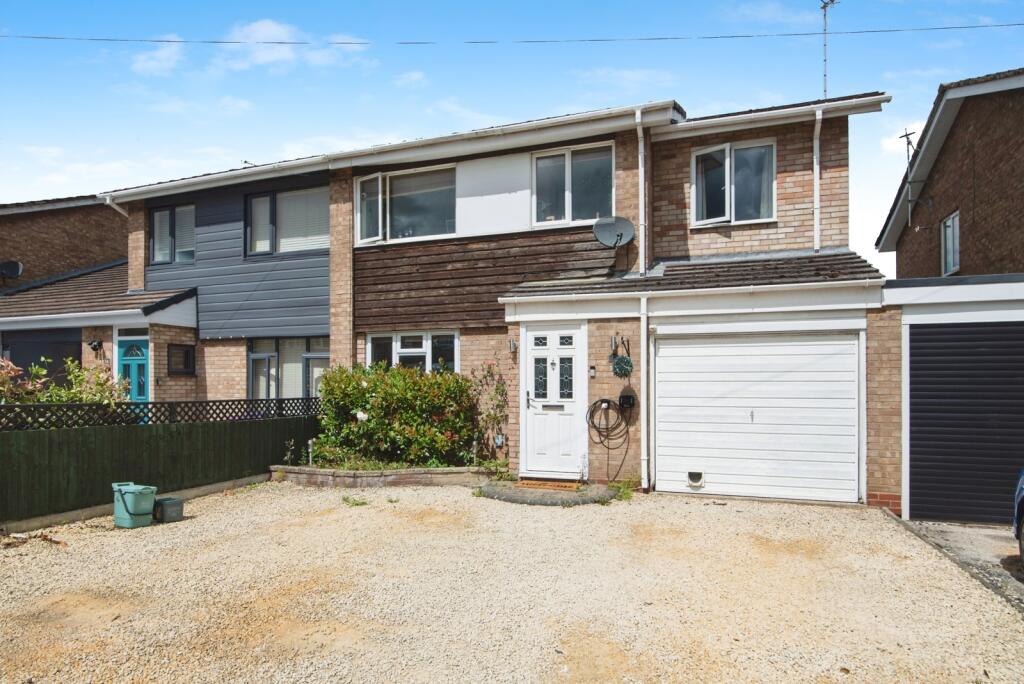 Main image of property: Hill View Road, ALCESTER, Warwickshire, B50