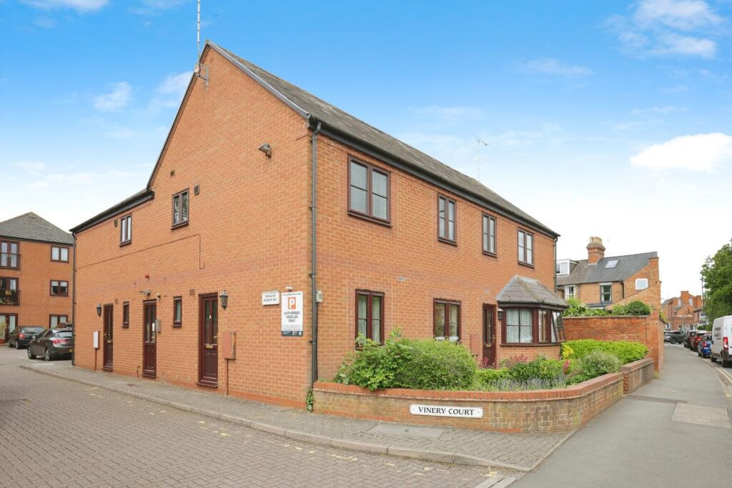Main image of property: Grove Road, Stratford-upon-Avon, Warwickshire, CV37